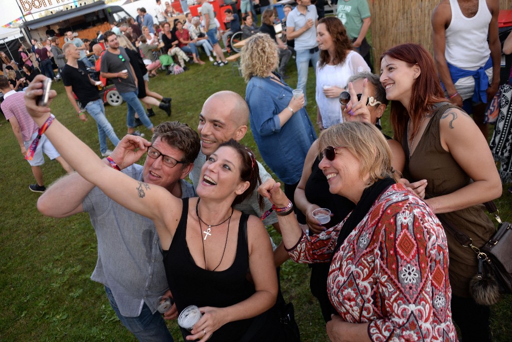 ../Images/Vrijdag Loungefest 2017 069.jpg